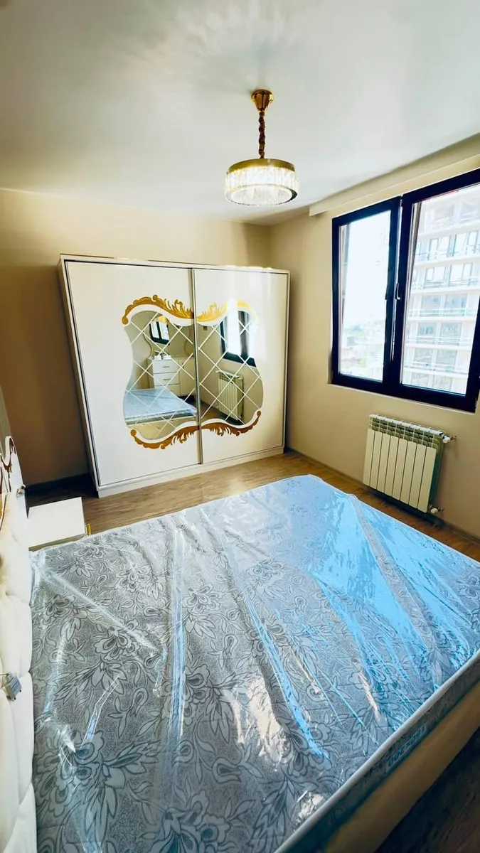 Квартира, 3-комн., 69 м², Nev Tower