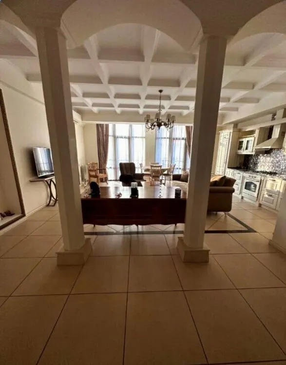 Квартира, 2-комн., 78 м²