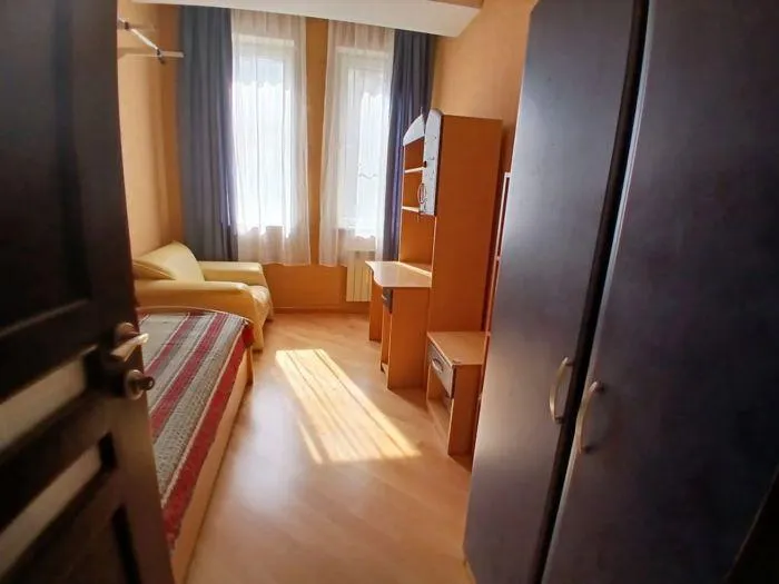 Квартира, 5-комн., 165 м²