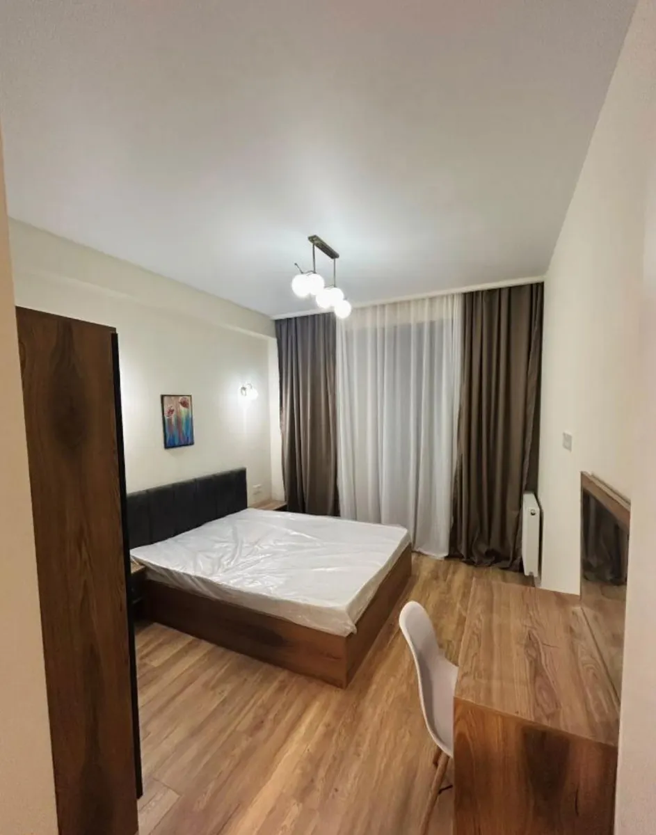 Квартира, 2-комн., 58 м²