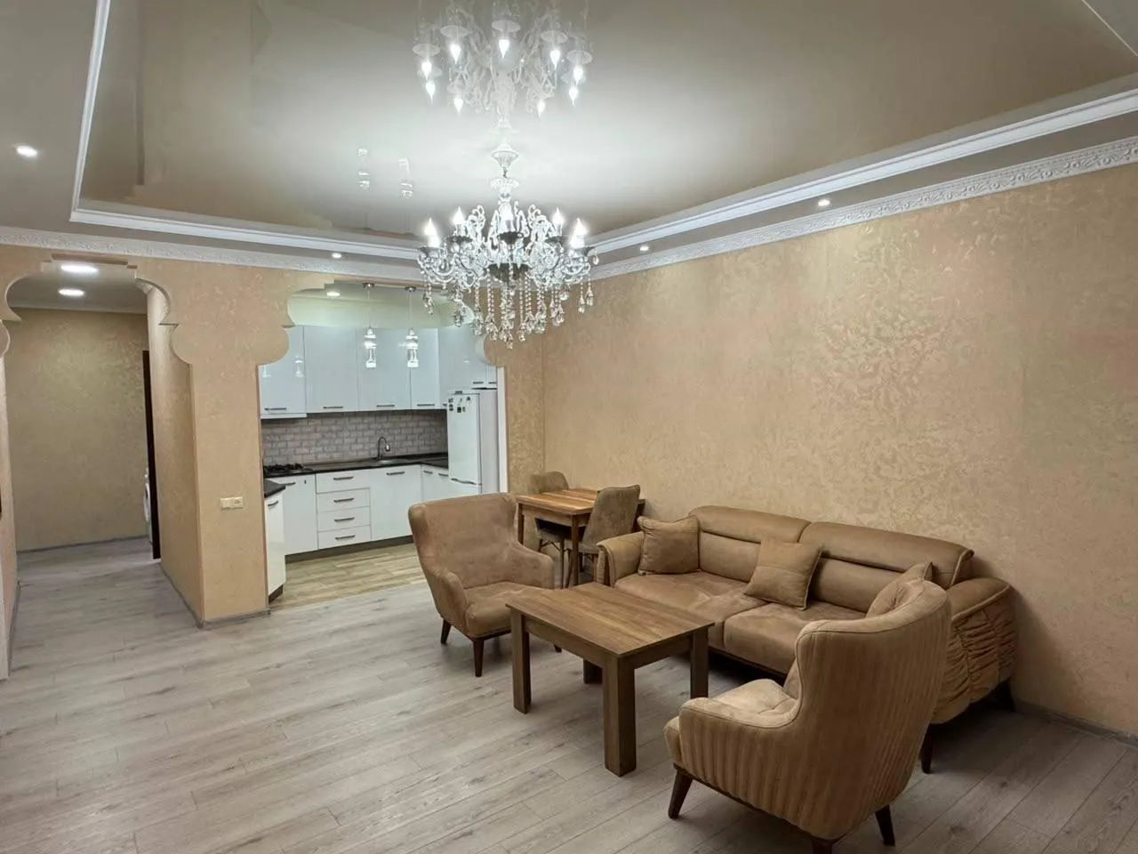 Квартира, 3-комн., 75 м²
