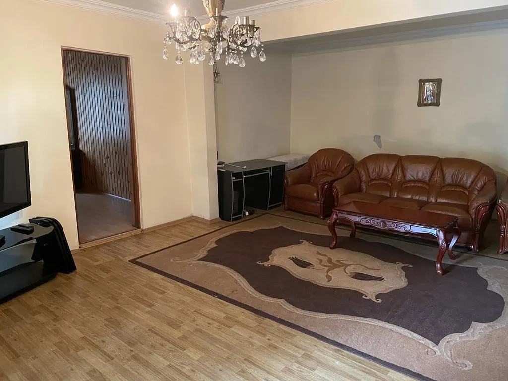 Квартира, 4-комн., 96 м²