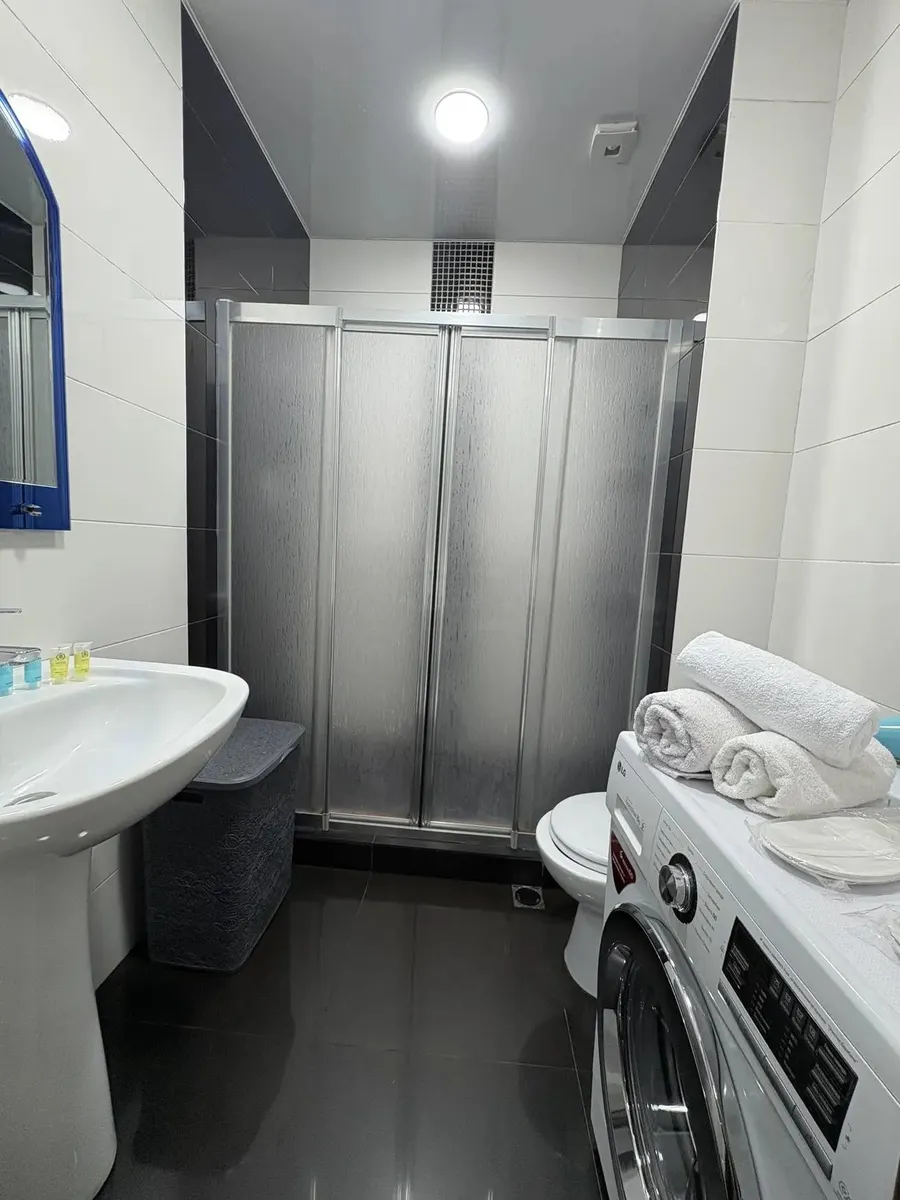 Квартира, 4-комн., 80 м², Real Palace