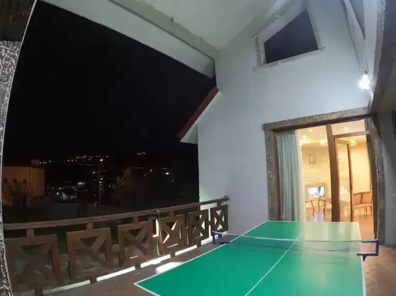 Дом, 5-комн., 580 м²