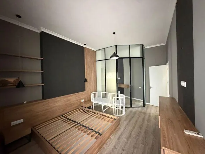 Квартира, 4-комн., 152 м², Petre Iberi St, 24, 24b, 24c