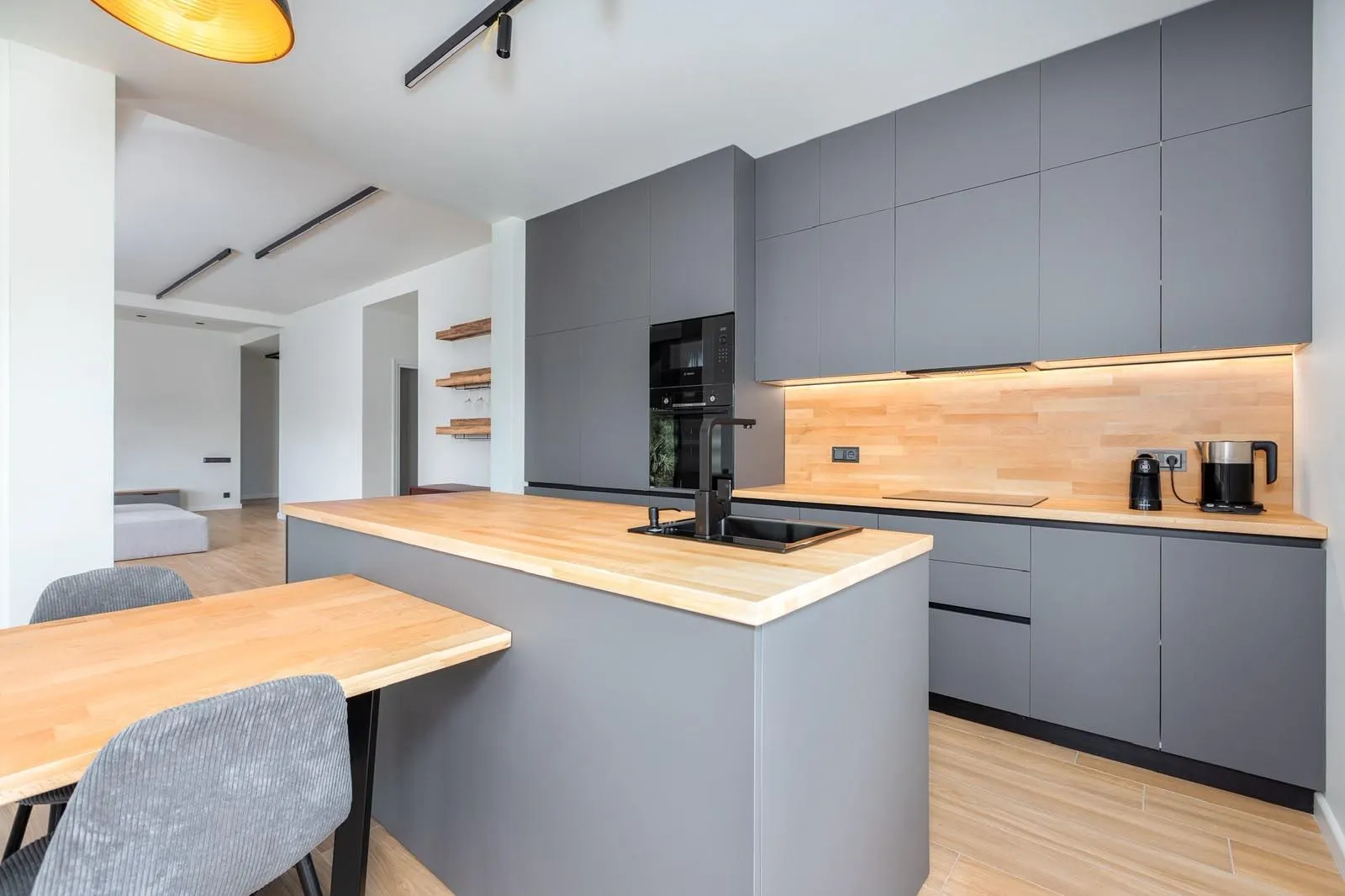 Квартира, 4-комн., 90 м²