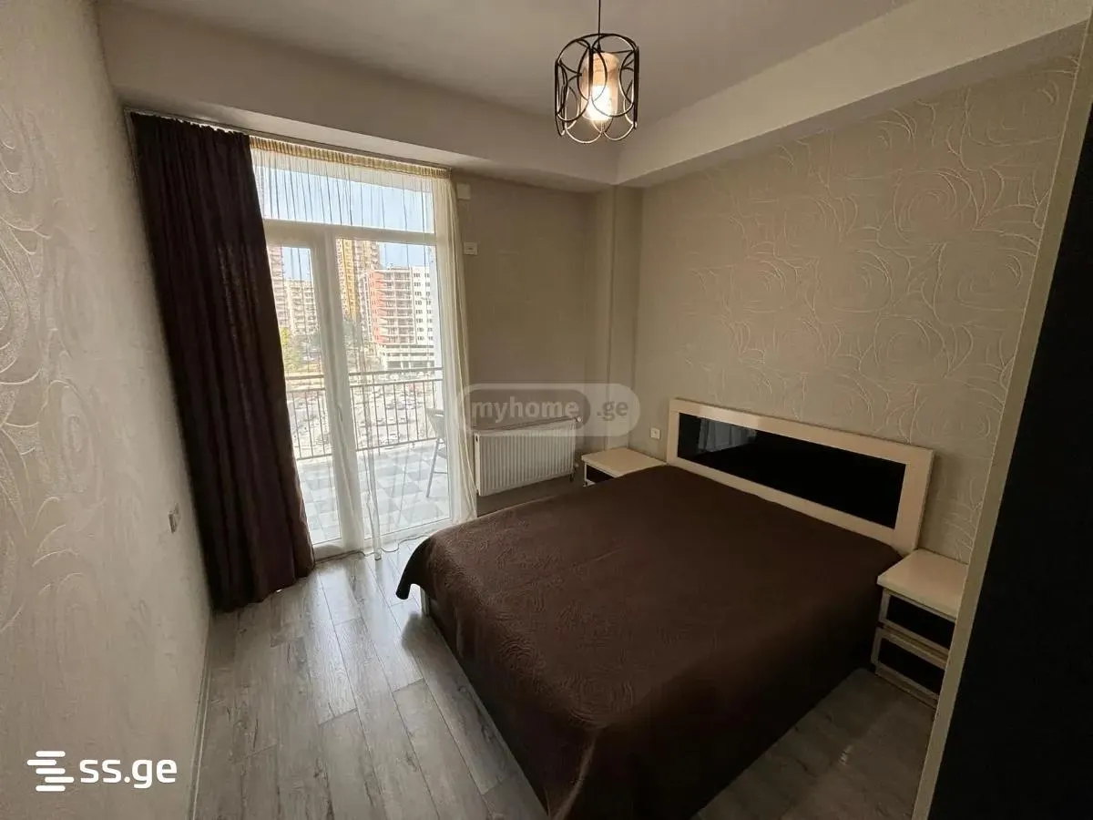 Apartment, 3-room, 90 m²