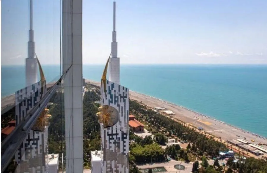 Квартира, 2-комн., 55.3 м², Porta Batumi Tower