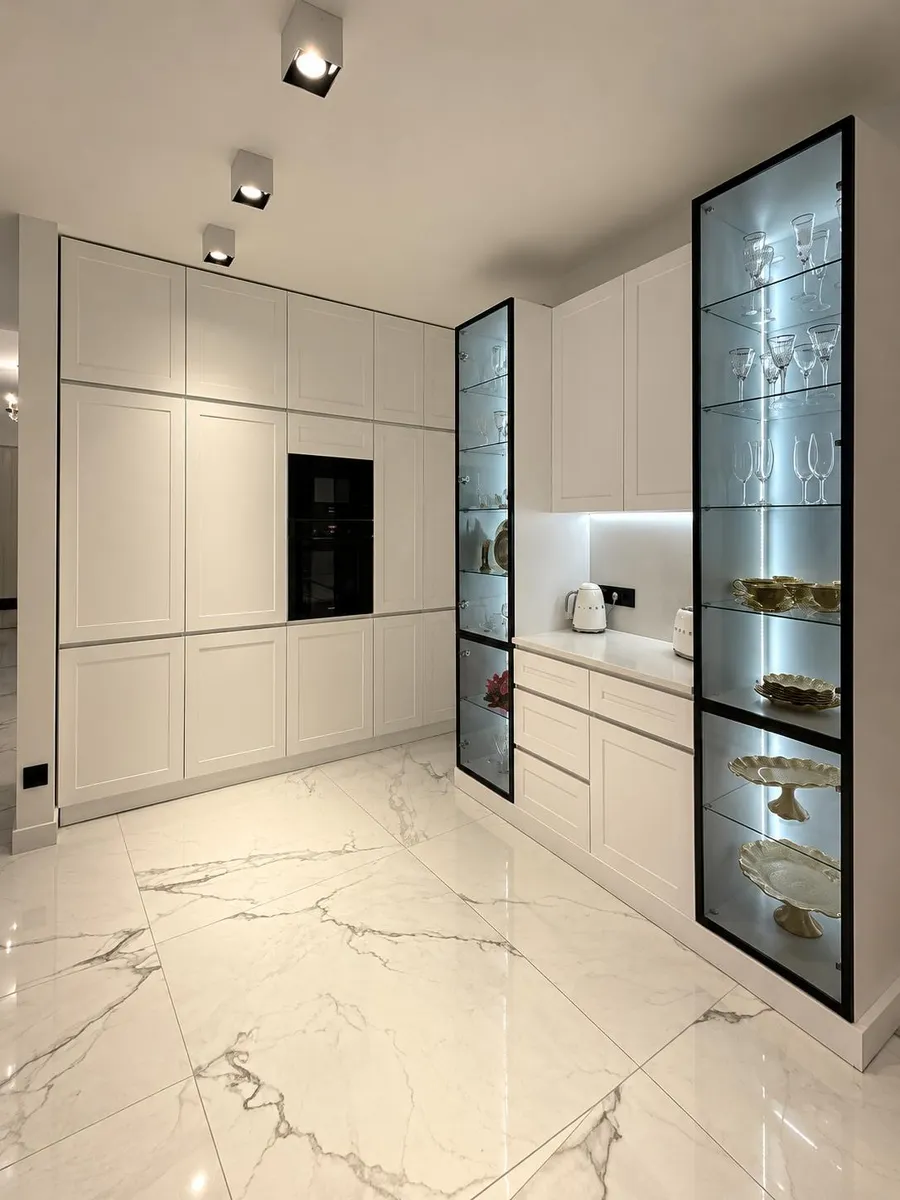 Квартира, 4-комн., 164 м²