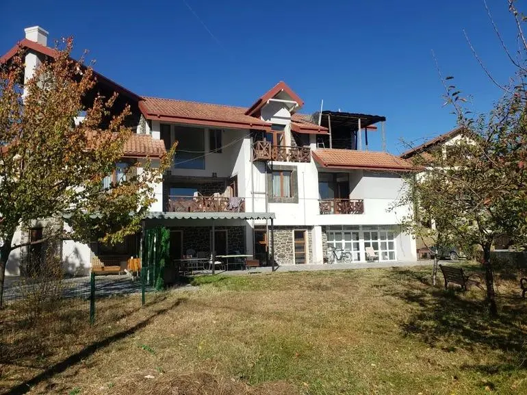 Дом, 5-комн., 580 м²