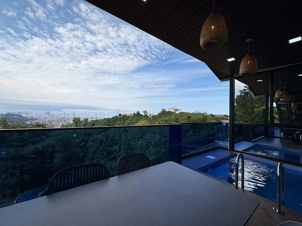 House, 2-room, 80 m²