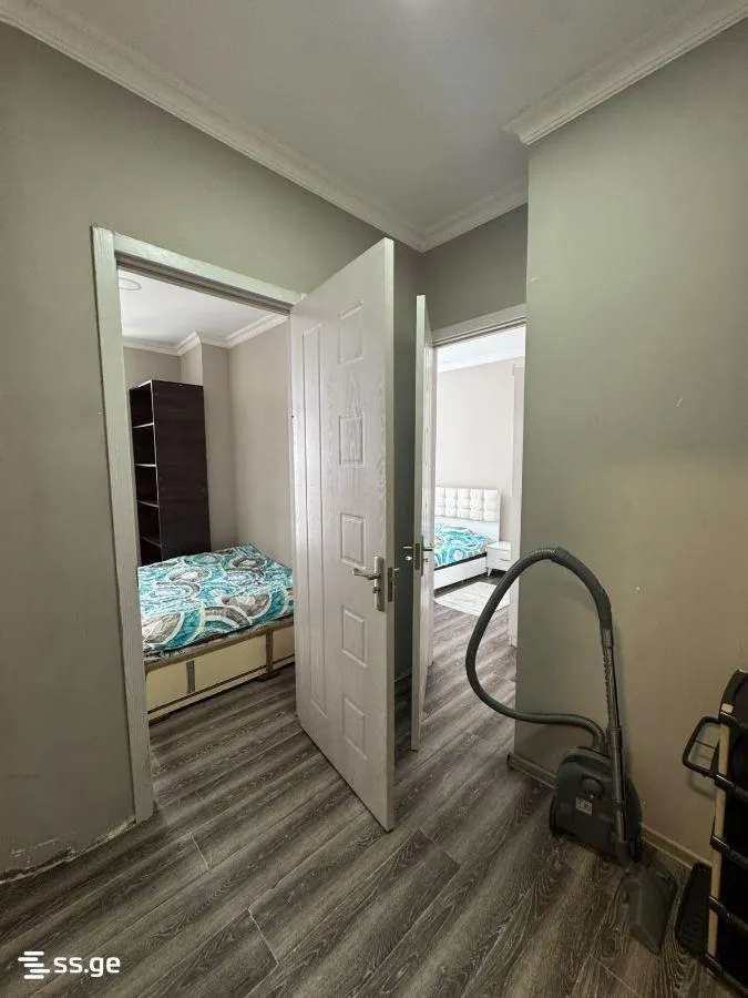 Квартира, 3-комн., 56 м²