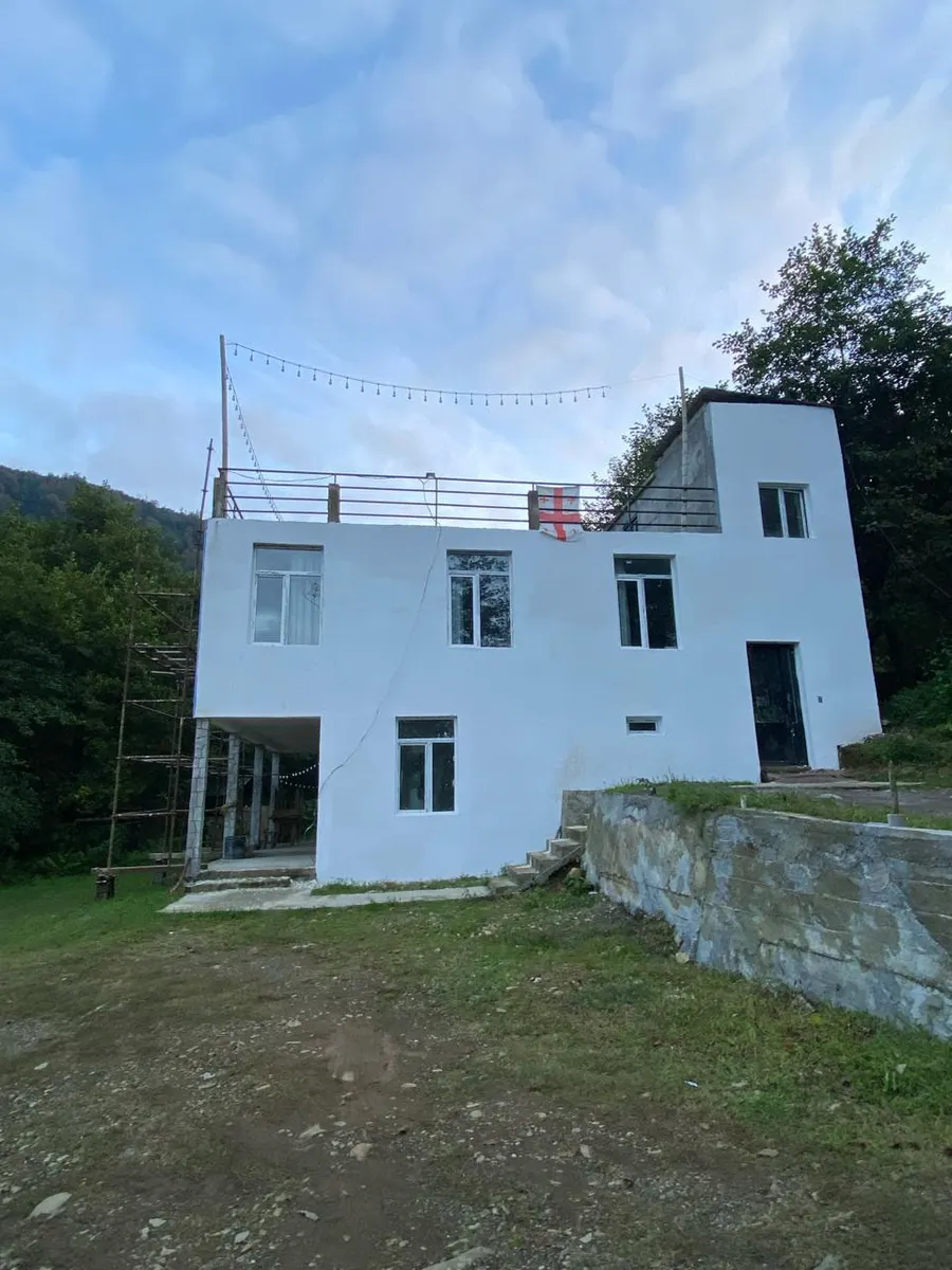 Дом, 5-комн., 250 м²