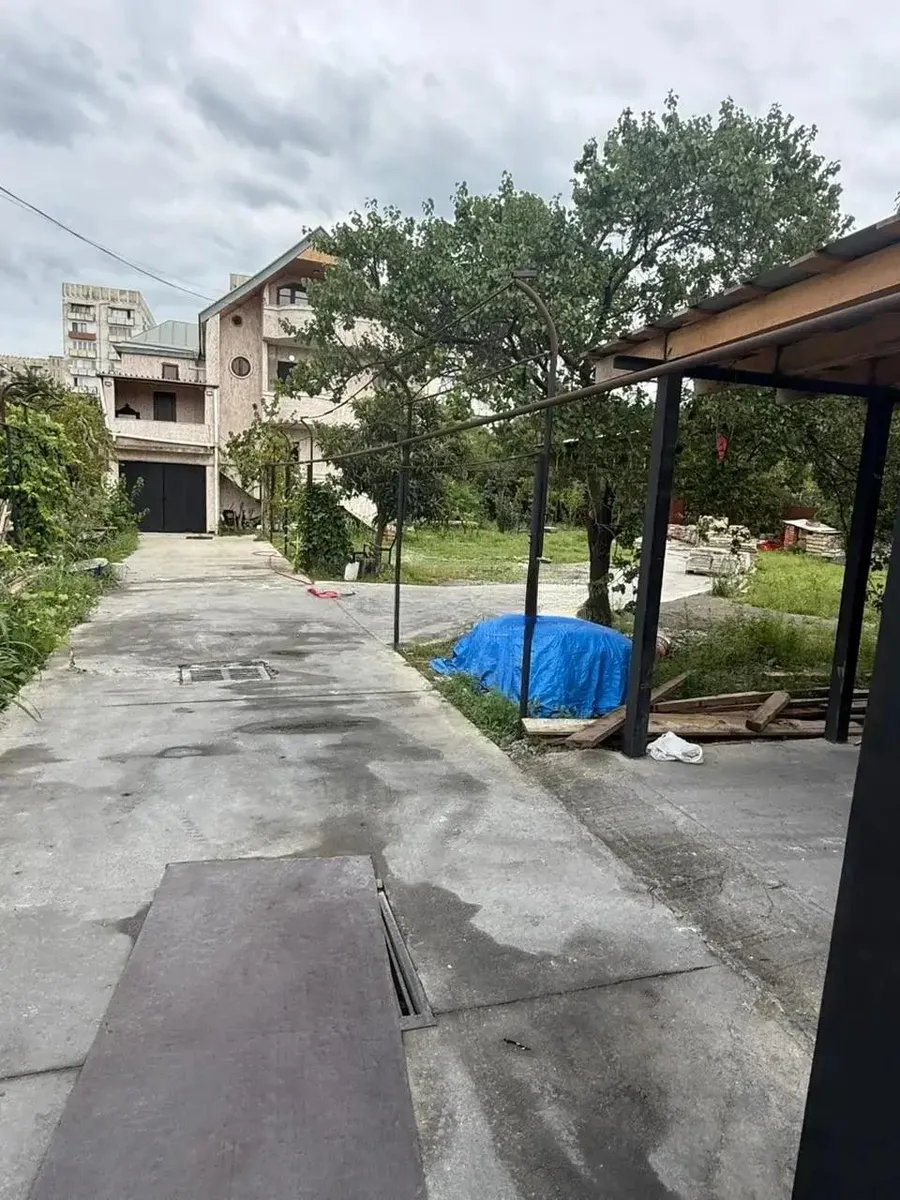 House, 7-room, 310 m², Imobiliare