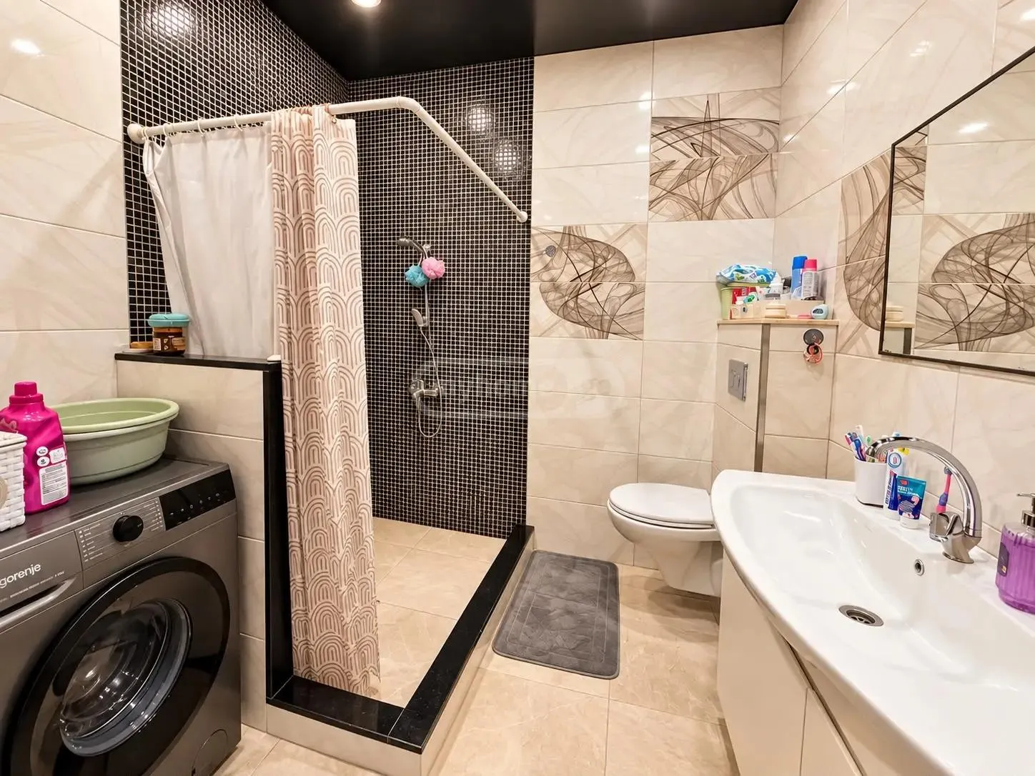 Квартира, 4-комн., 76 м²