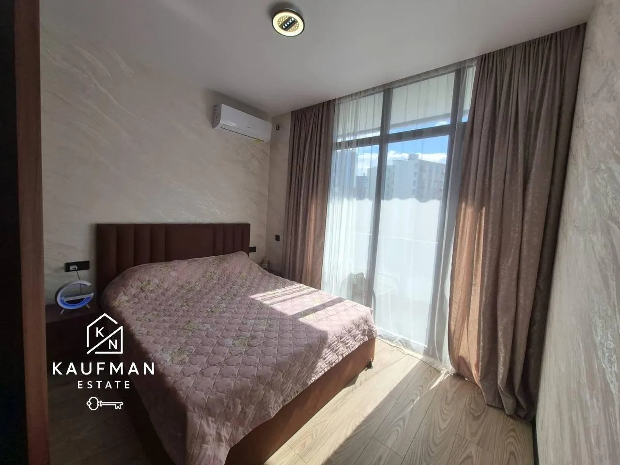 Квартира, 1-комн., 35 м², Grand Tower