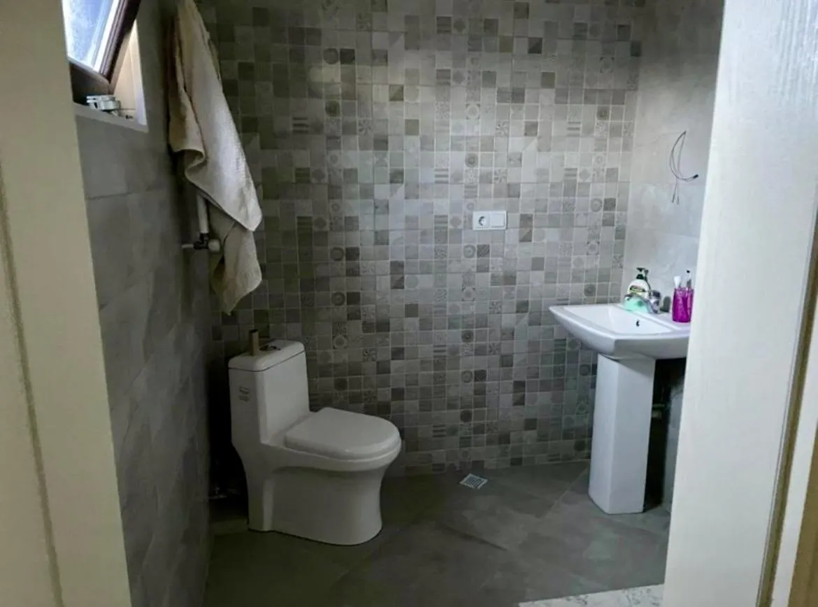Дом, 5-комн., 423 м²