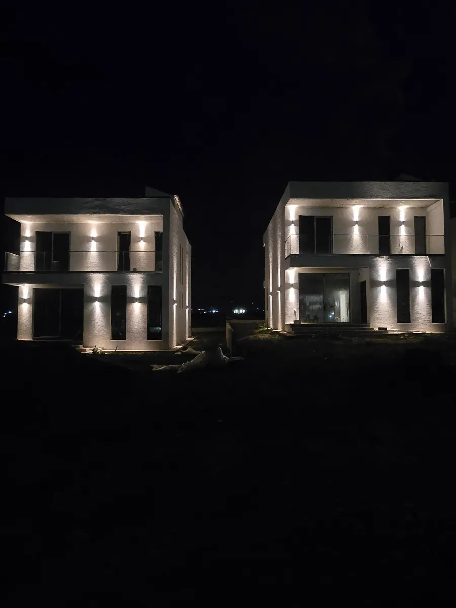 Дом, 5-комн., 240 м²