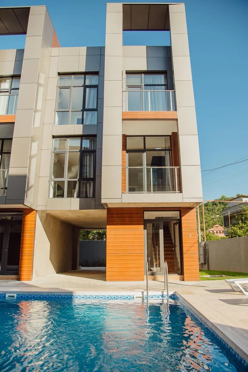 House, 4-room, 180 m², Gonio Green House