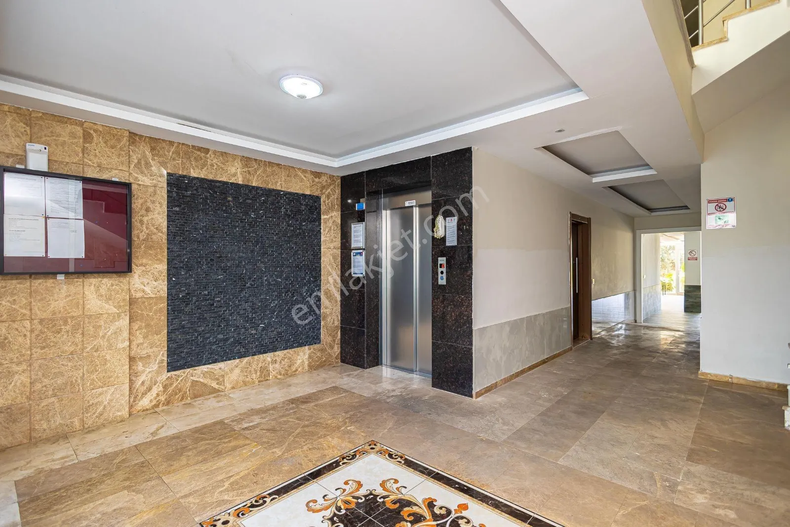 Apartment, 4-room, 160 m²