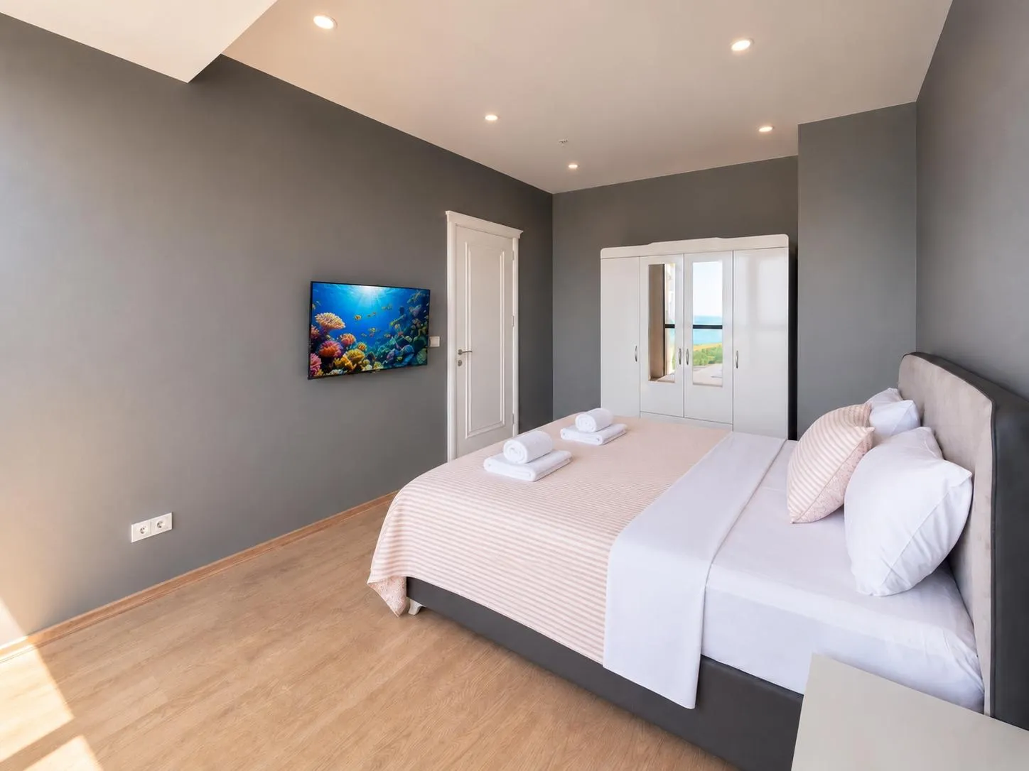 Apartment, 3-room, 85 m², Porta Batumi Tower