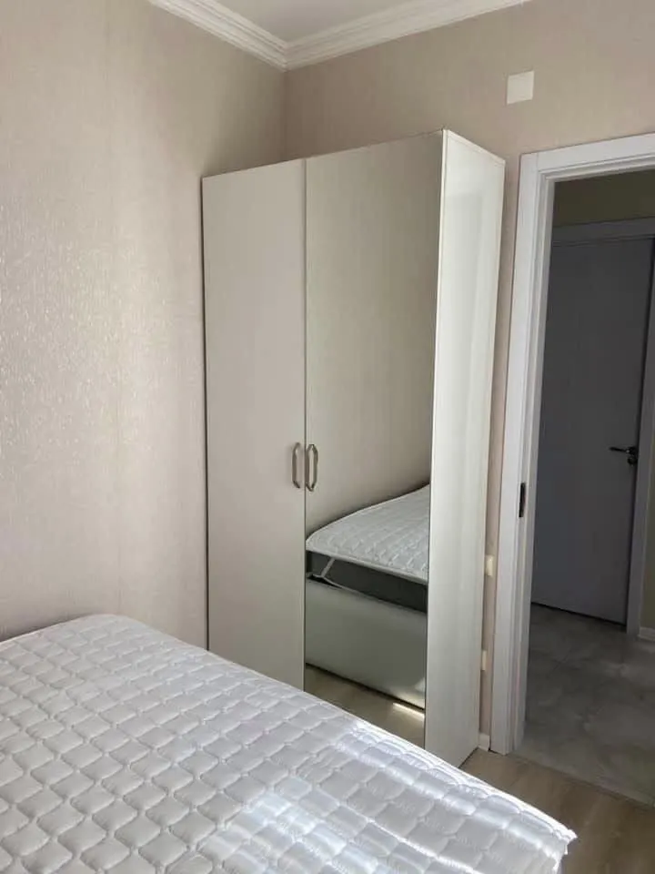 Квартира, 3-комн., 70 м²