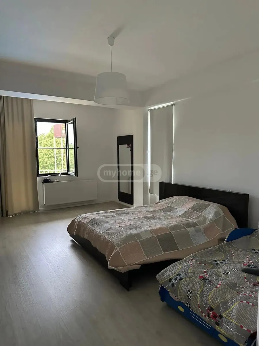 Дом, 4-комн., 340 м²