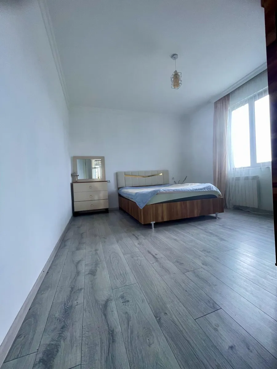 Дом, 5-комн., 423 м²