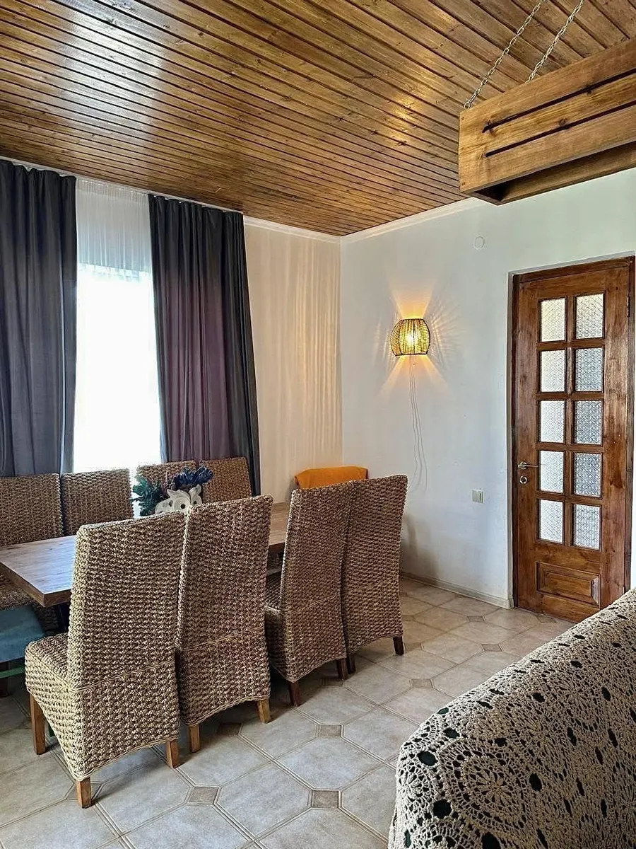 House, 5-room, 120 m²