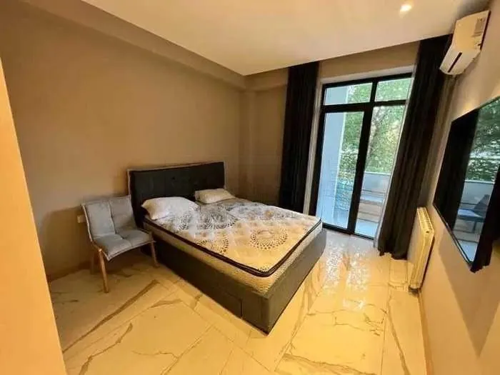 Квартира, 2-комн., 80 м²
