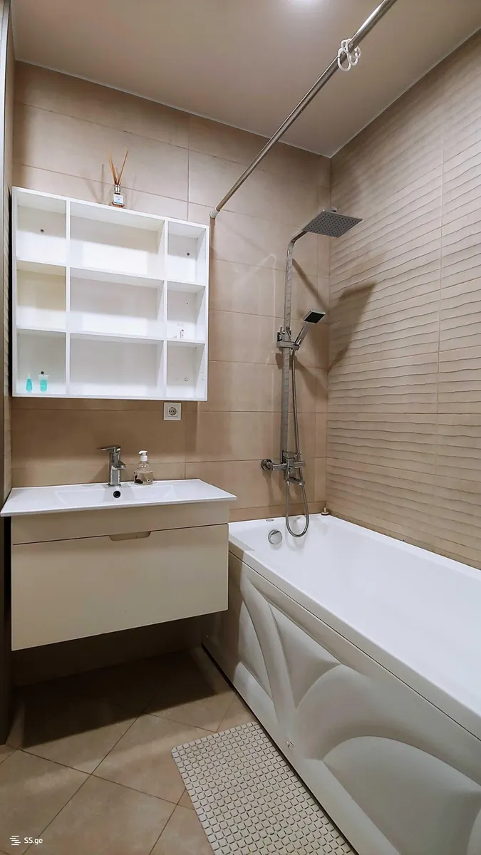 ბინა, 3-ოთახიანი, 75 მ², Dona Palace Ortachala