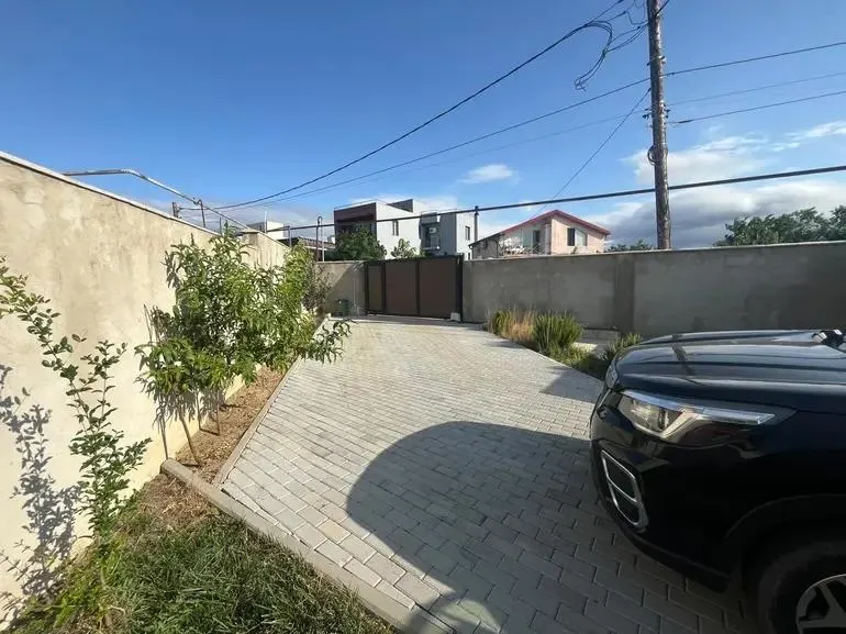 House, 3-room, 60 m²