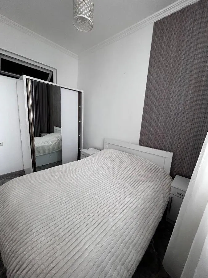 Квартира, 3-комн., 57 м²