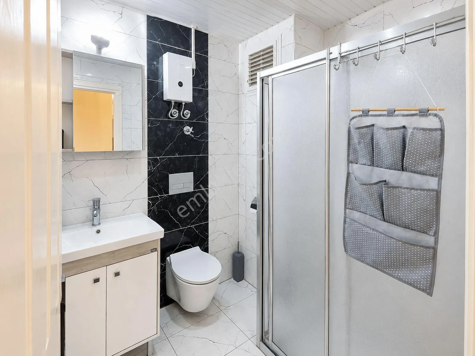 Apartment, 3-room, 120 m²