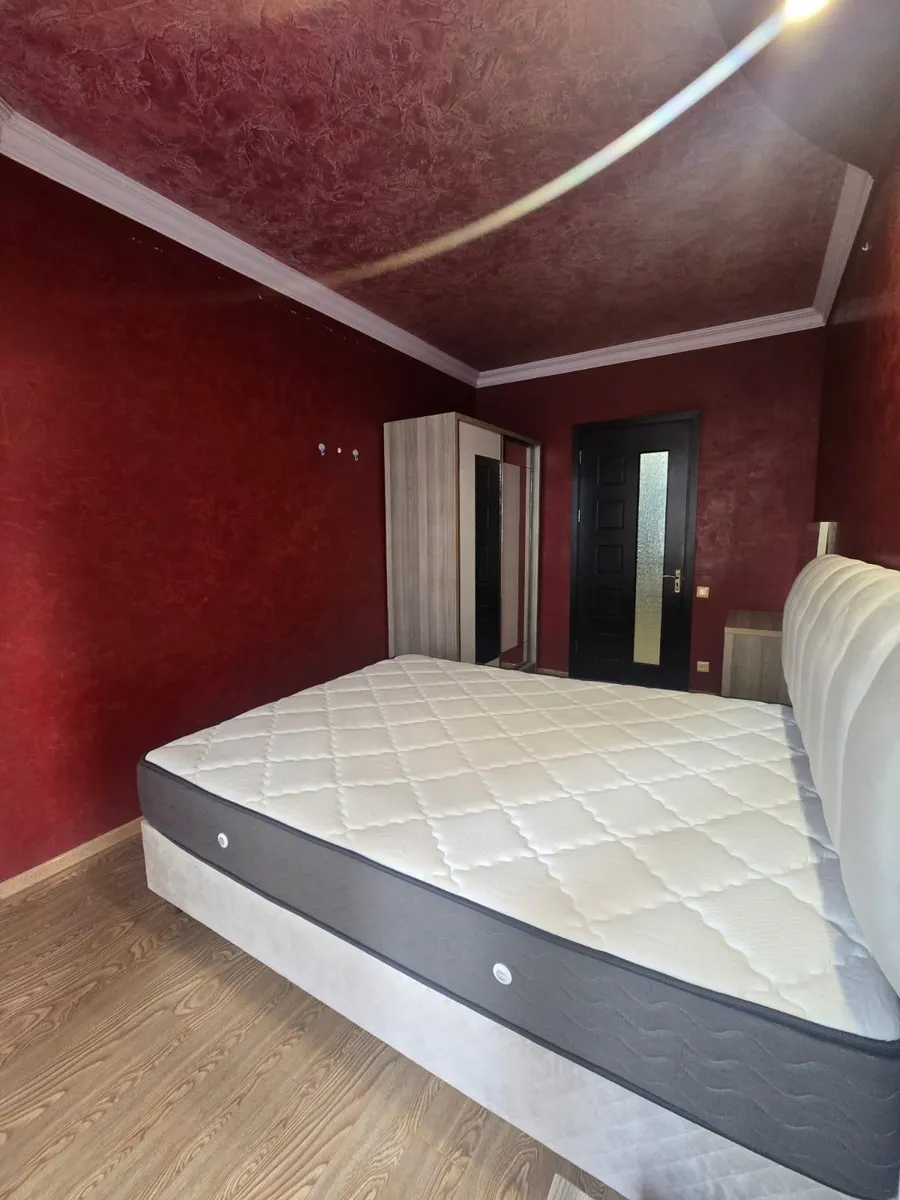 Квартира, 4-комн., 140 м²