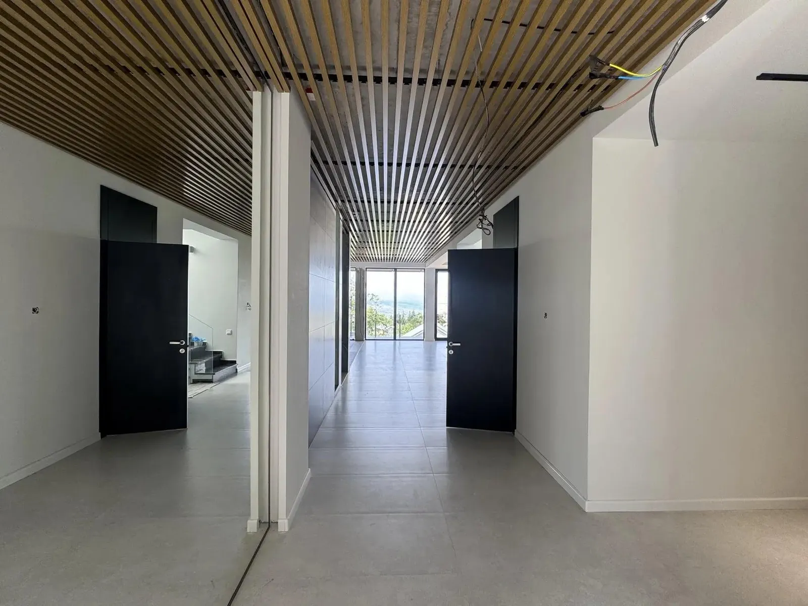 Дом, 10-комн., 750 м²