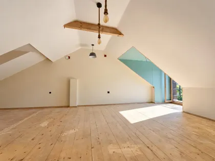 Квартира, 3-комн., 98 м²
