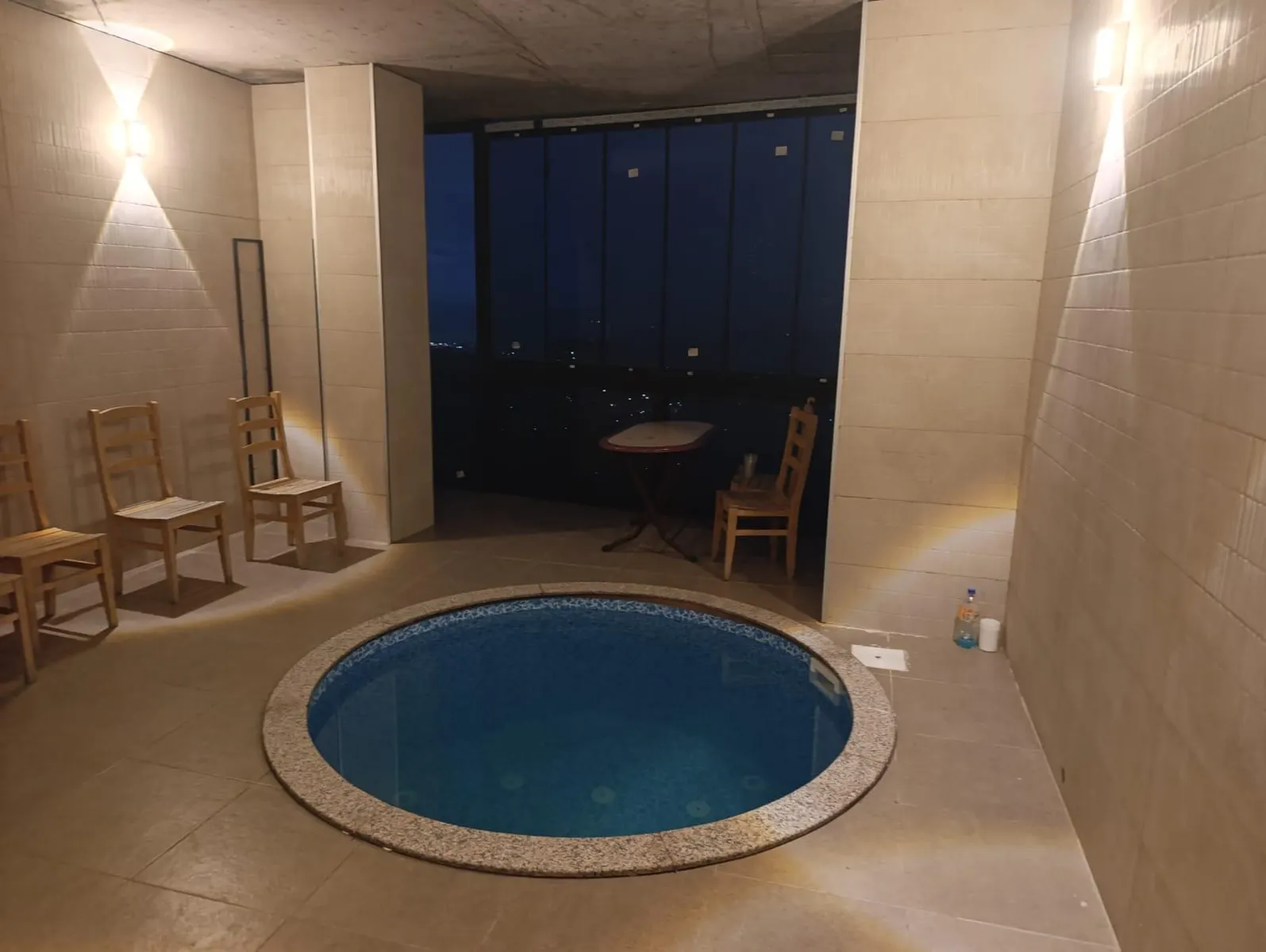 Дом, 20-комн., 300 м²