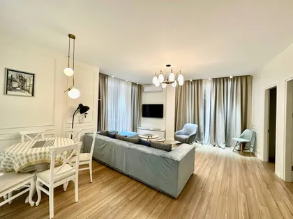 Квартира, 3-комн., 90 м²