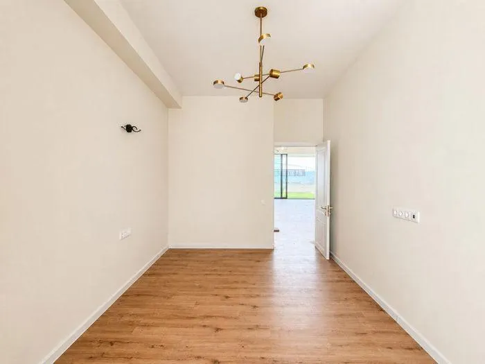 Квартира, 4-комн., 250 м²
