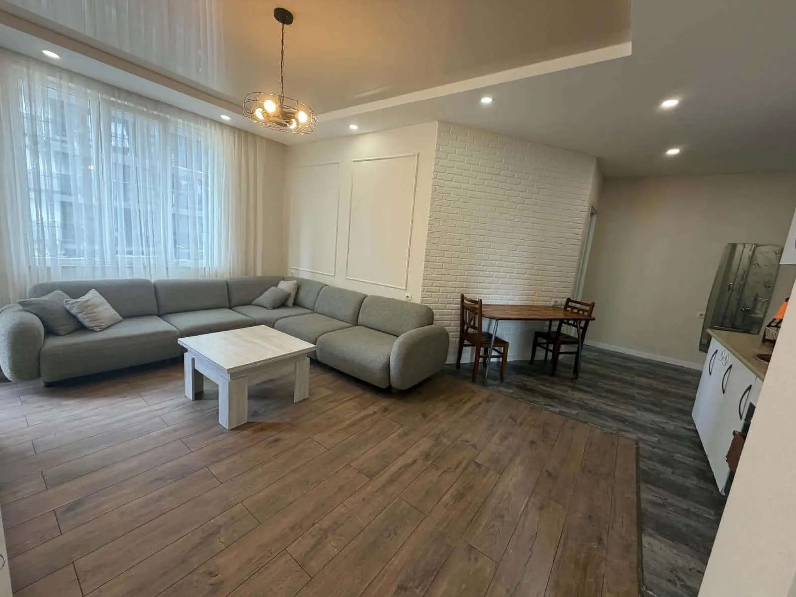 Apartment, 4-room, 80 m², Horizons Comfort