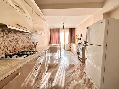 Apartment, 5-room, 130 m²