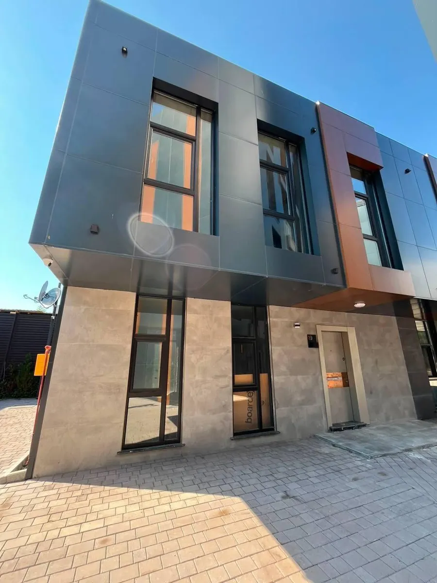 Дом, 4-комн., 183 м²