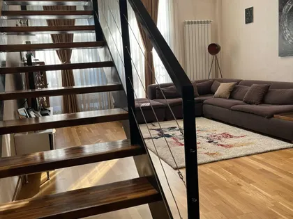 Дом, 5-комн., 223 м²
