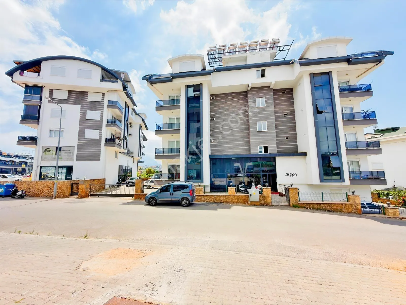 Apartment, 4-room, 140 m²