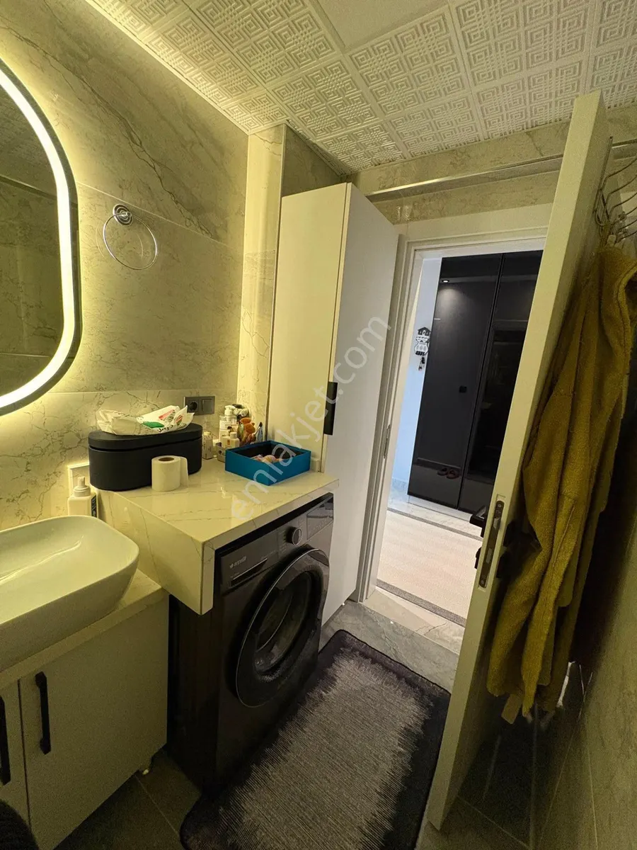 Apartment, 4-room, 140 m²