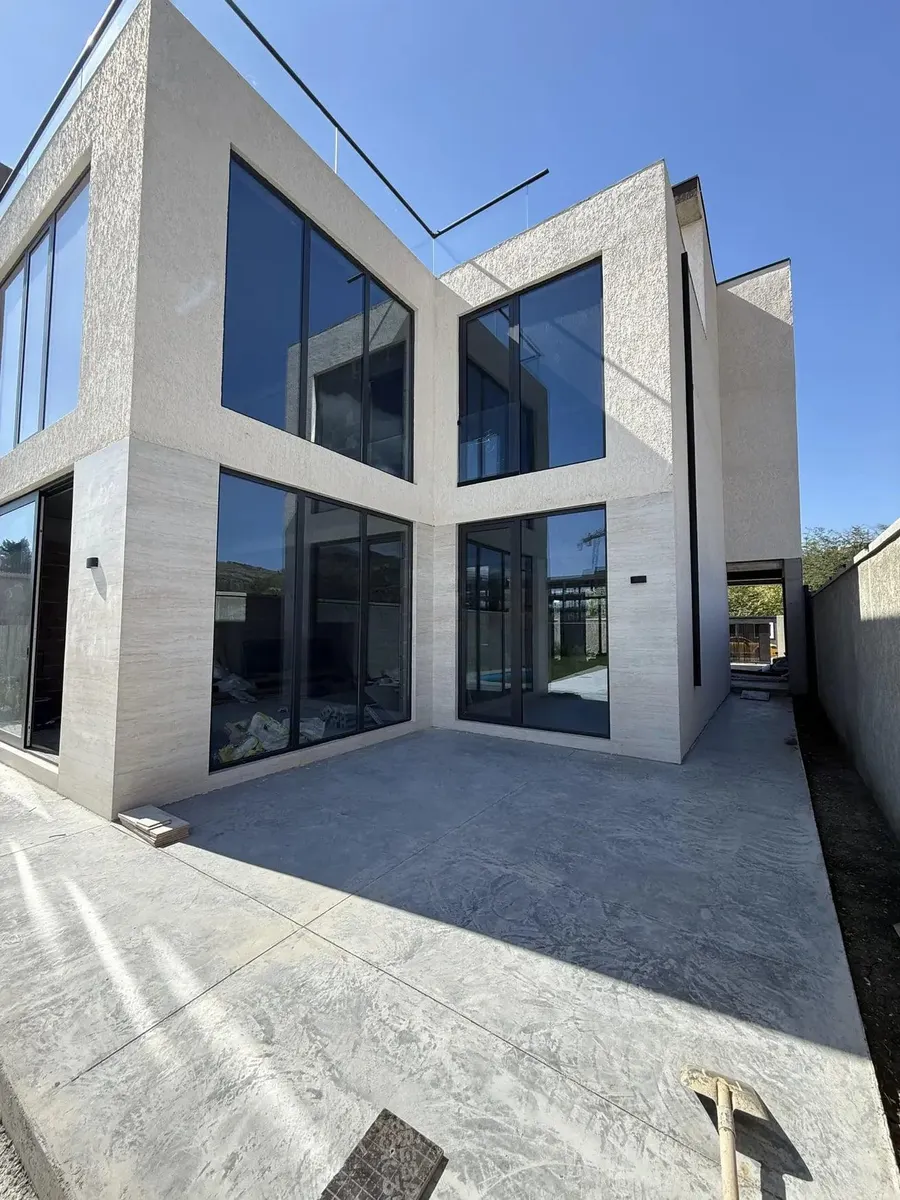 House, 7-room, 424 m²