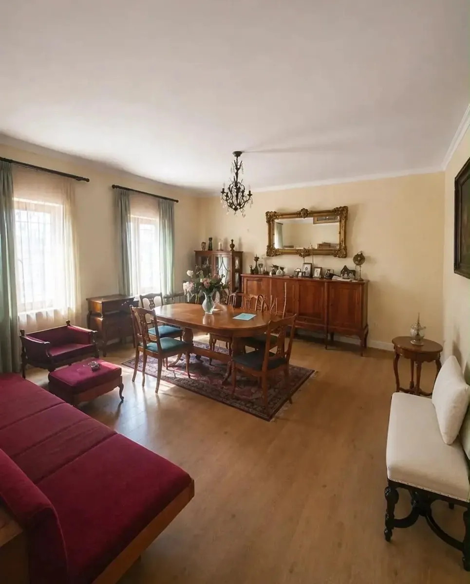 Дом, 4-комн., 590 м²