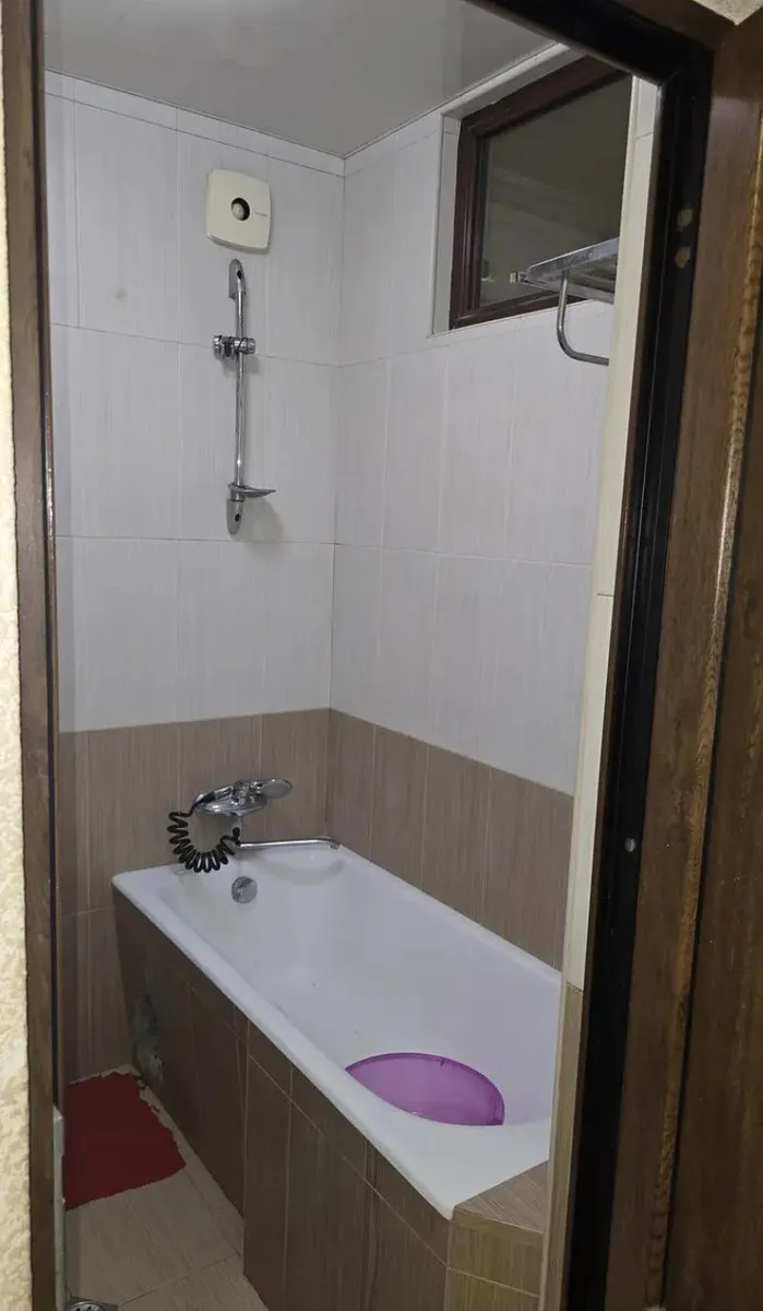 Квартира, 3-комн., 138.1 м²