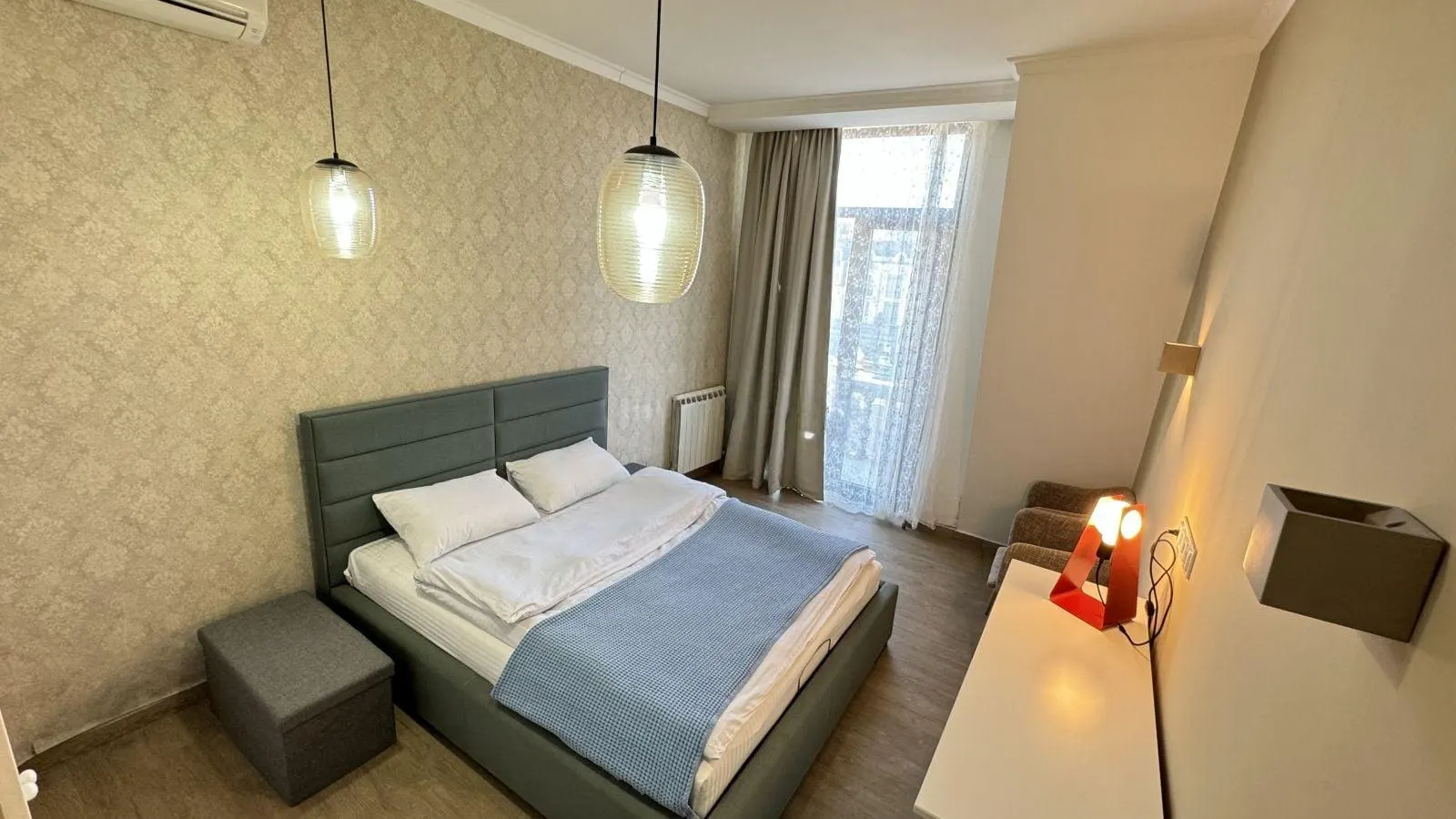 Квартира, 3-комн., 115 м²